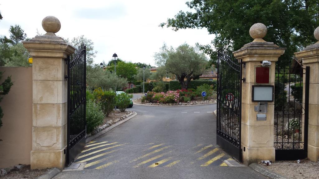 Provencal House In Fayence With Pool & Indoor Spa Екстериор снимка